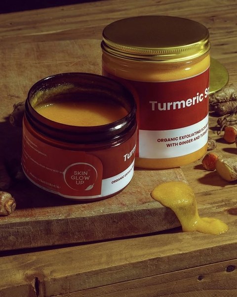 Turmeric Exfoliating Scrub