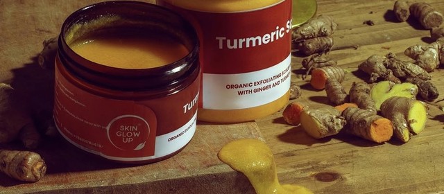 Turmeric Exfoliating Scrub / Goat Milk Exfoliating Scrub